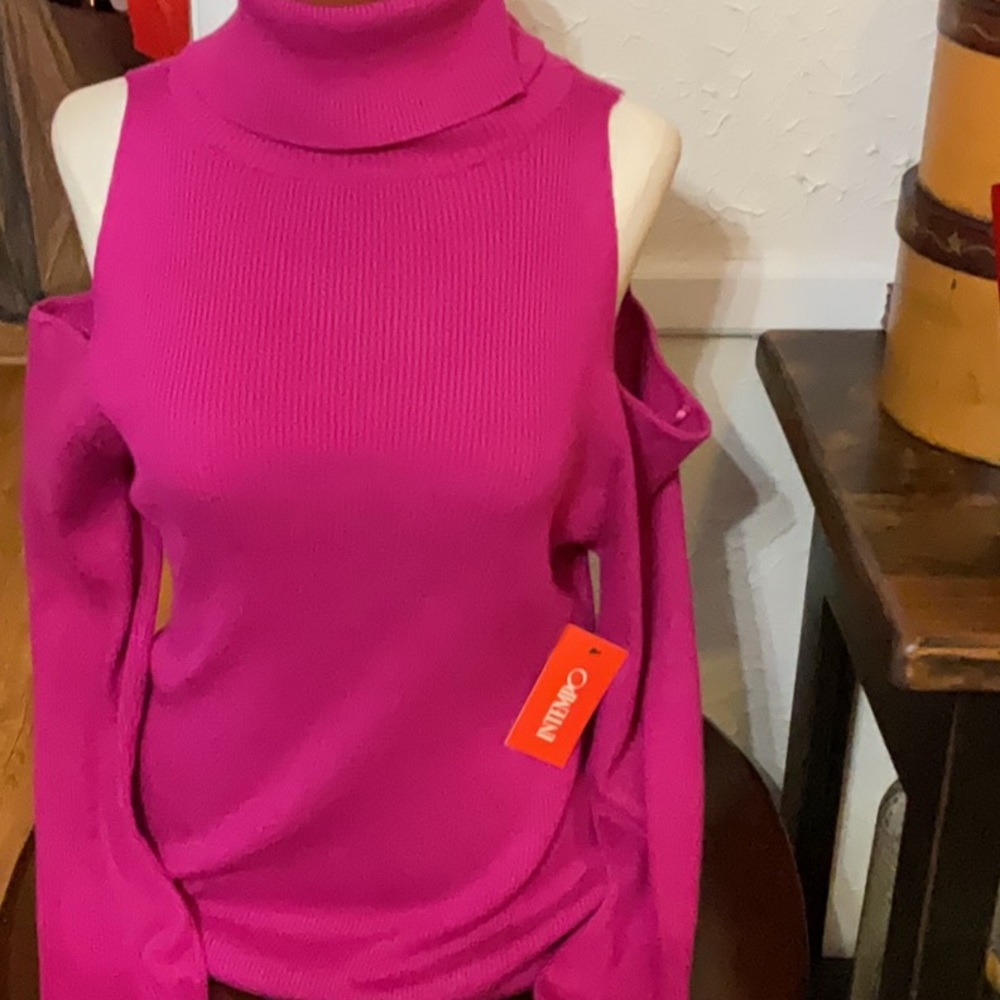 🌺 INTEMPO Women’s Plus Berry Turtleneck Cold Shoulder Sweater 2XL NWT